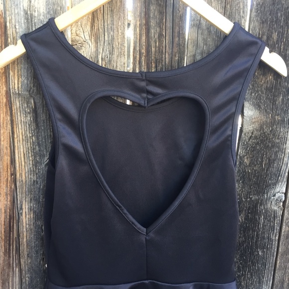 Wet Seal Black Peplum Top with Heart - Picture 4 of 6